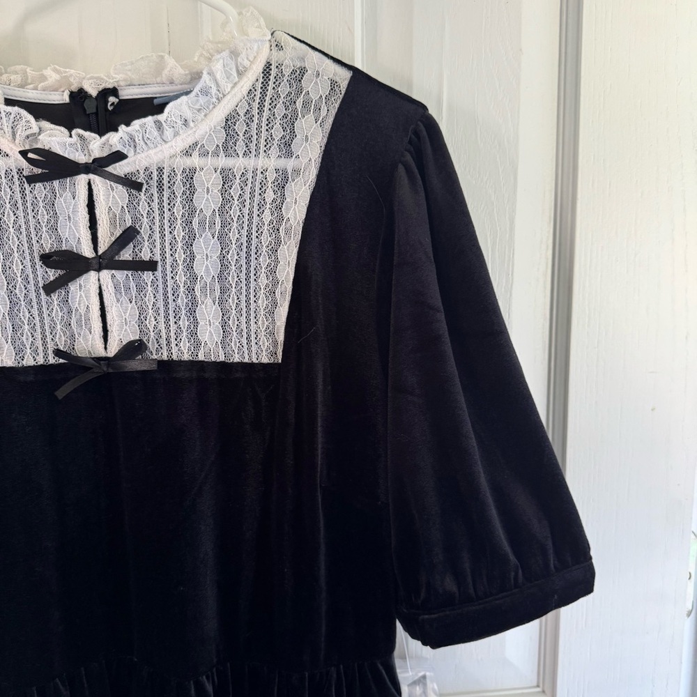 ModCloth NWT Velvet Lace Mini Dress - Picture 2 of 8